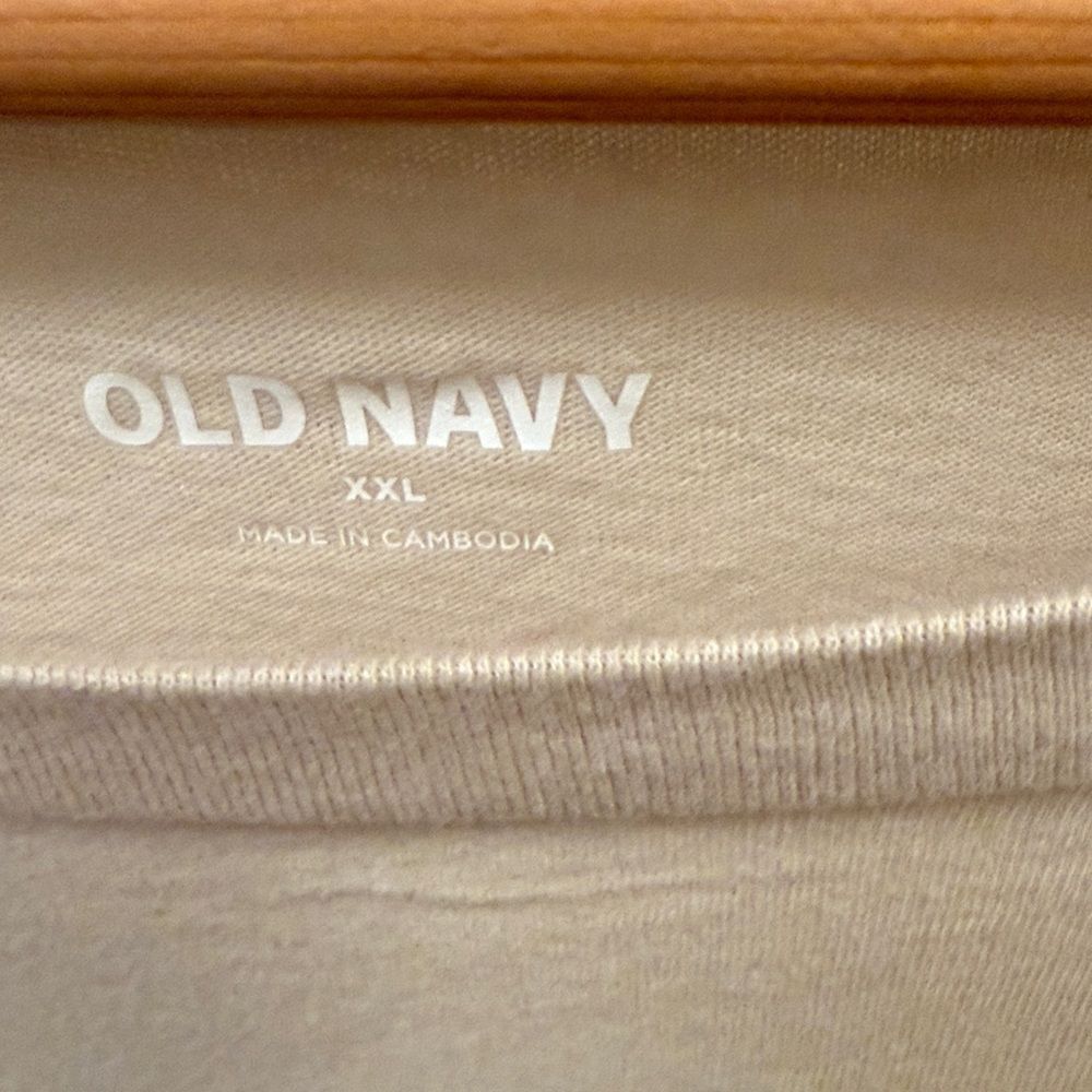 Old navy oatmeal color mixed media tee - Picture 2 of 3